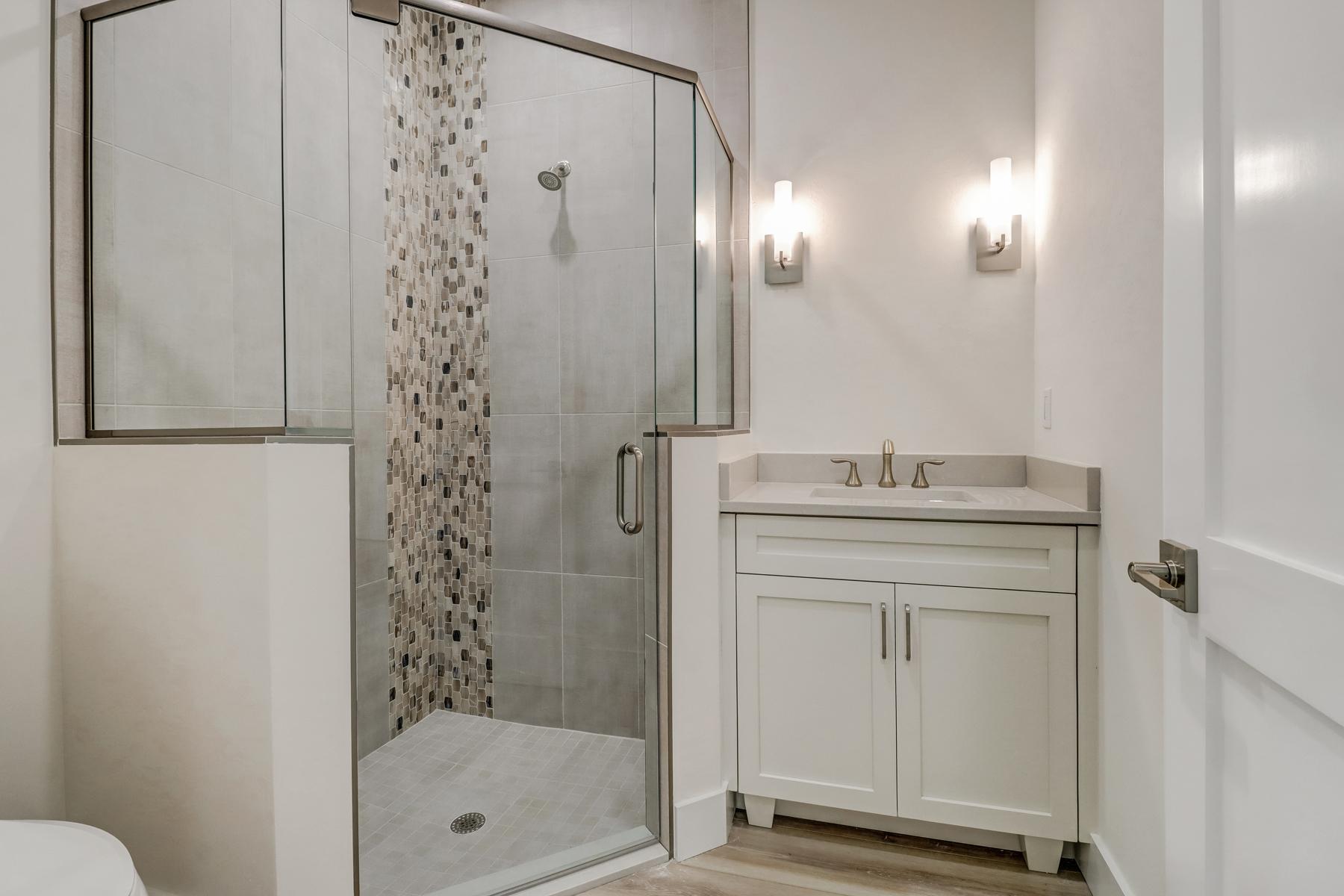 780 8th St NE — view 9