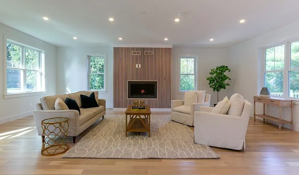 82 Border Road — view 4