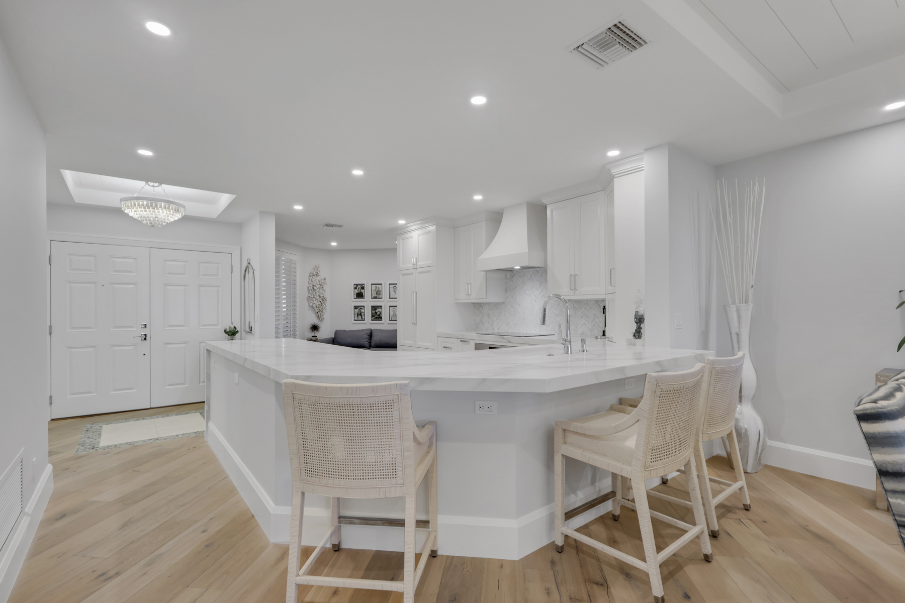 9790 Gulf Shore Drive, Unit 405 — view 3